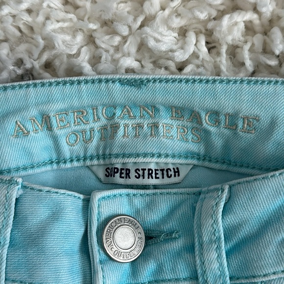 Distressed Jeans - Picture 2 of 5